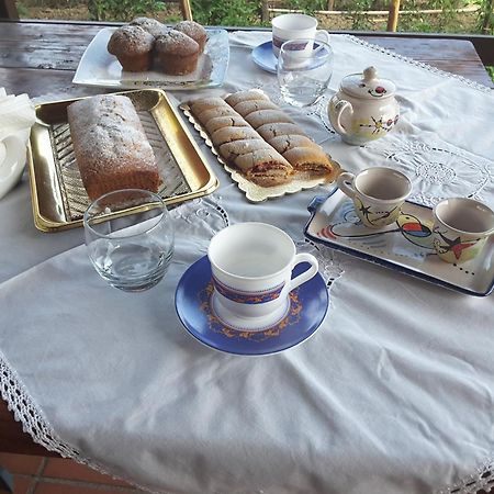 Bed and Breakfast Mansarda Fiorita Abatemarco Exterior foto