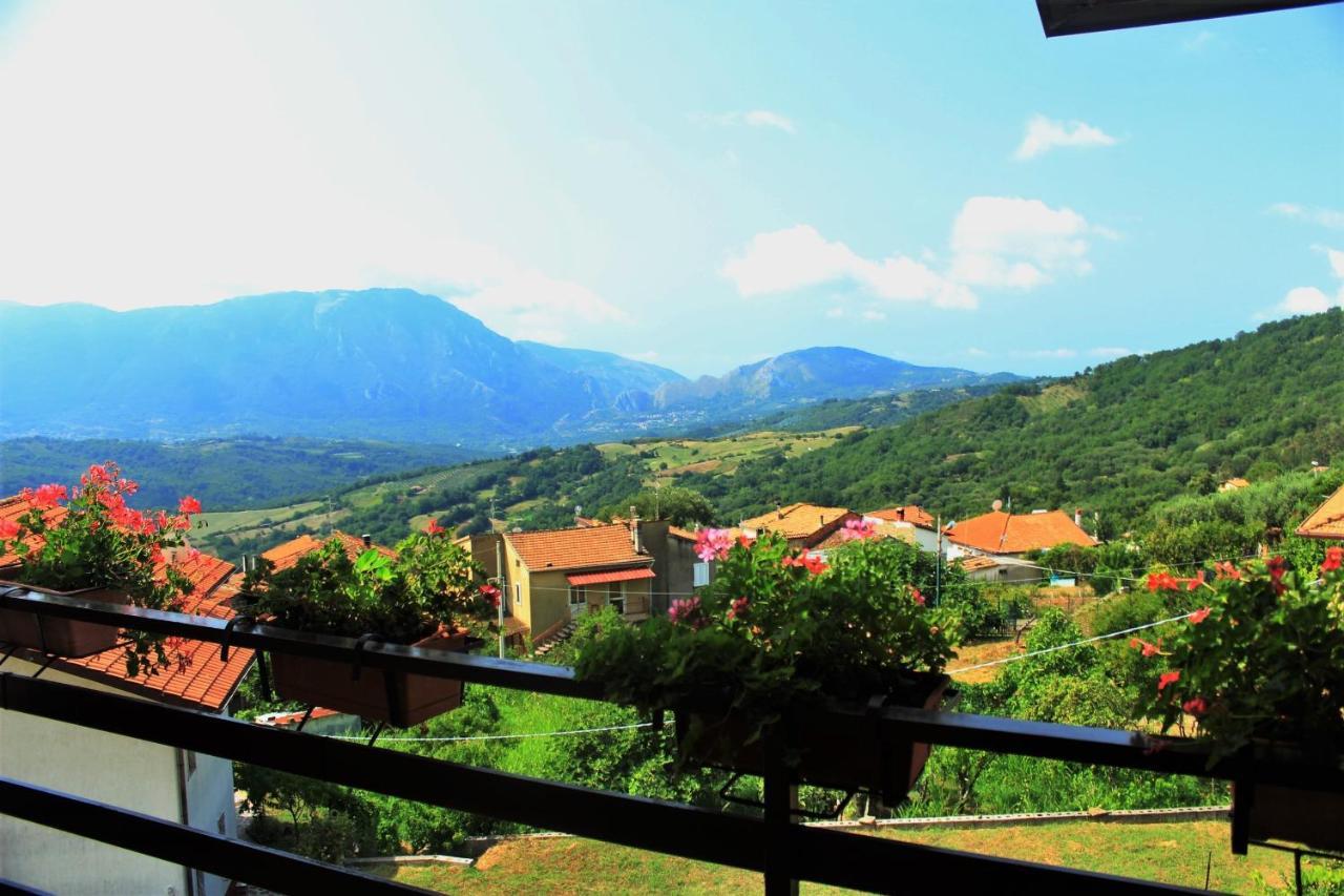 Bed and Breakfast Mansarda Fiorita Abatemarco Exterior foto