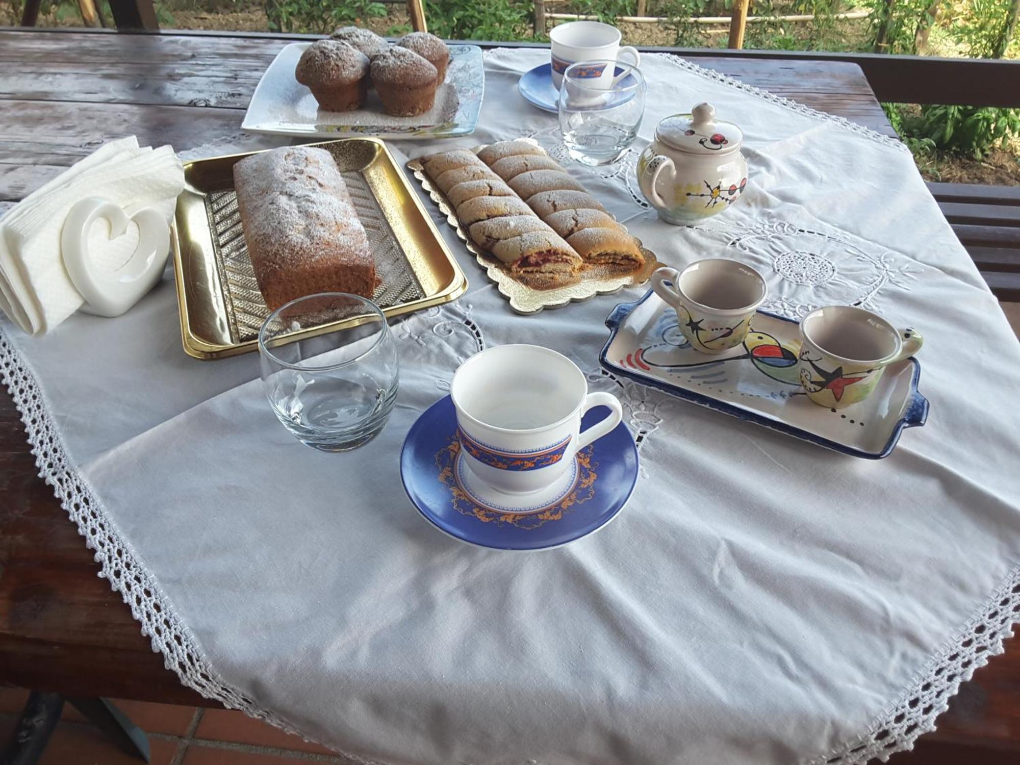 Bed and Breakfast Mansarda Fiorita Abatemarco Exterior foto