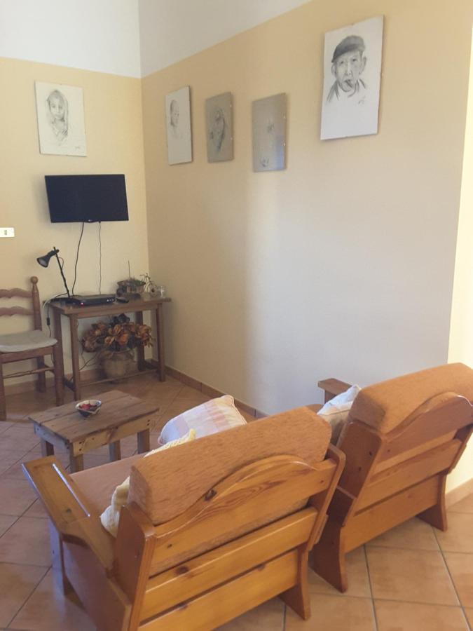 Bed and Breakfast Mansarda Fiorita Abatemarco Exterior foto